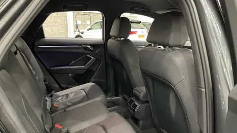 AUDI Q3 35 TFSI Edition 1 S Tronic [C+S Pack]