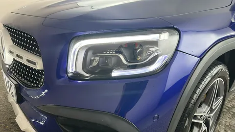 MERCEDES-BENZ GLB GLB 200 AMG Line Premium Plus 7G-Tronic