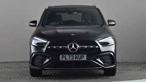 MERCEDES-BENZ GLA GLA 200 AMG Line Executive Auto