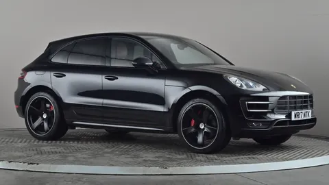 PORSCHE MACAN Turbo PDK