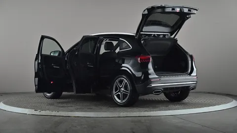 MERCEDES-BENZ GLA GLA 200 AMG Line Executive Auto