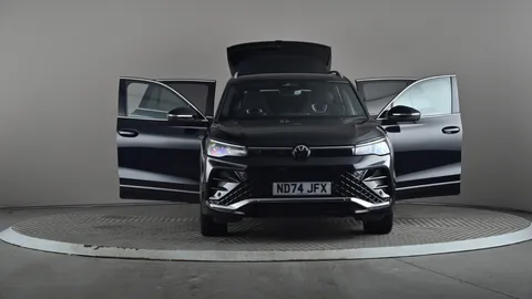 VOLKSWAGEN TIGUAN 1.5 eTSI 150 R-Line DSG