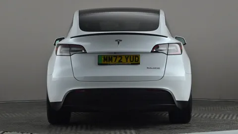 TESLA MODEL Y Performance AWD Auto