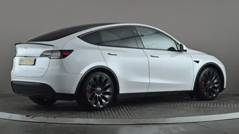 TESLA MODEL Y Performance AWD Auto