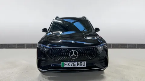 MERCEDES-BENZ EQB EQB 300 4M 168kW AMG Line Executive 70.5kWh At