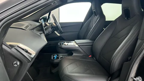 BMW iX 240kW xDrive40 M Sport 76.6kWh Auto