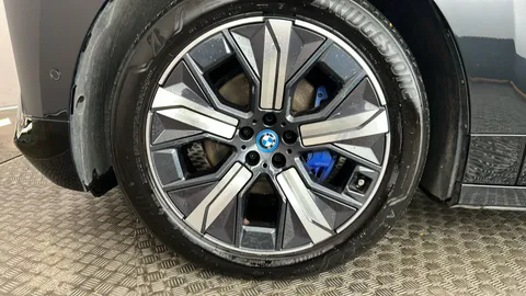 BMW iX 240kW xDrive40 M Sport 76.6kWh Auto