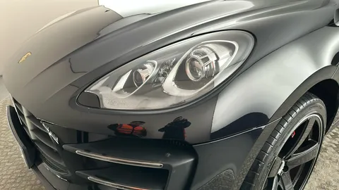PORSCHE MACAN Turbo PDK