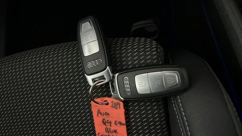 AUDI Q4 220kW 50 Quattro 82kWh S Line Auto