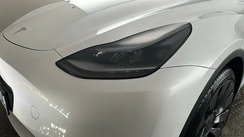 TESLA MODEL Y Performance AWD Auto