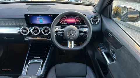 MERCEDES-BENZ EQB EQB 300 4M 168kW AMG Line Executive 70.5kWh At