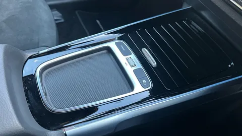 MERCEDES-BENZ EQB EQB 300 4M 168kW AMG Line Executive 70.5kWh At