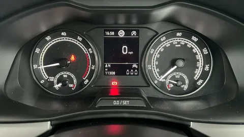 SKODA KAMIQ 1.5 TSI SE Drive