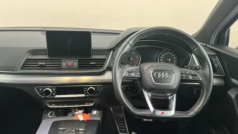 AUDI Q5 40 TDI Quattro S Line S Tronic
