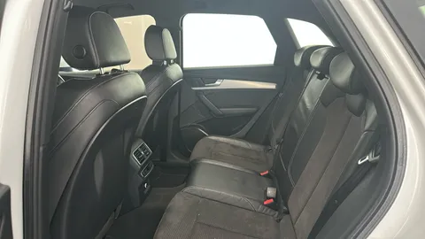 AUDI Q5 40 TDI Quattro S Line S Tronic
