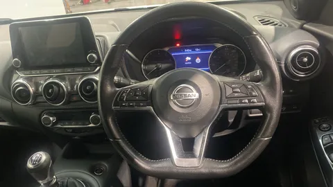 NISSAN JUKE 1.0 DiG-T N-Connecta