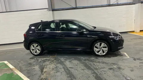 VOLKSWAGEN GOLF 1.5 eTSI Style DSG