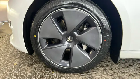 TESLA MODEL 3 RWD Auto
