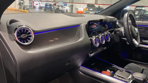 MERCEDES-BENZ GLA GLA 220d 4Matic AMG Line Executive Auto