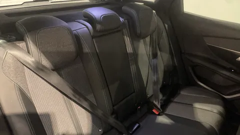 PEUGEOT 3008 1.2 PureTech Allure Premium