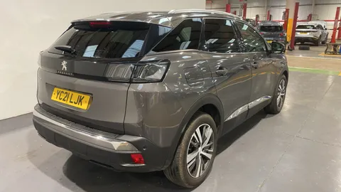 PEUGEOT 3008 1.2 PureTech Allure Premium