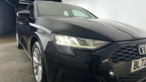 AUDI A3 30 TFSI Technik S Tronic