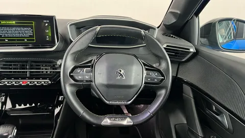 PEUGEOT 208 1.2 PureTech 100 GT