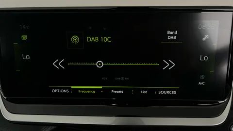 PEUGEOT 208 1.2 PureTech 100 GT