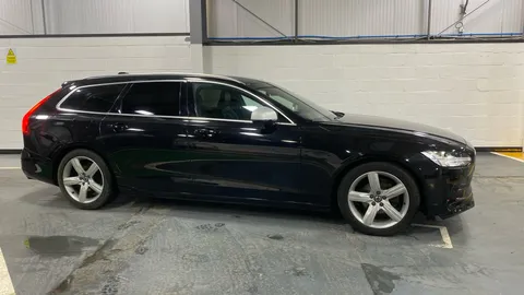 VOLVO V90 2.0 D4 R DESIGN Geartronic