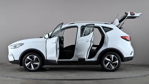 MG MOTOR UK ZS 130kW Trophy EV 51kWh Auto