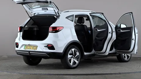 MG MOTOR UK ZS 130kW Trophy EV 51kWh Auto