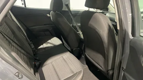 KIA STONIC 1.0T GDi 99 2