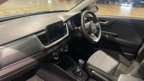 KIA STONIC 1.0T GDi 99 2