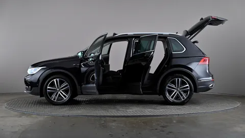 VOLKSWAGEN TIGUAN 1.5 TSI 150 Elegance DSG