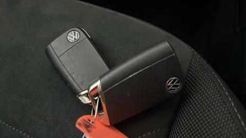 VOLKSWAGEN TIGUAN 1.5 TSI 150 Elegance DSG