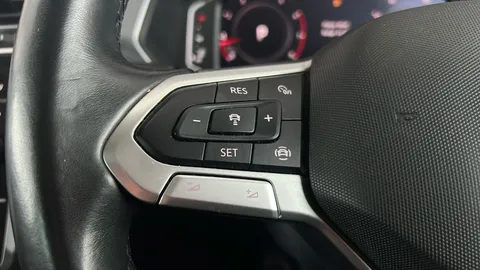 VOLKSWAGEN TIGUAN 1.5 TSI 150 Elegance DSG