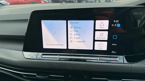 VOLKSWAGEN GOLF 1.5 eTSI 150 R-Line DSG