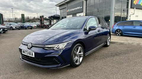 VOLKSWAGEN GOLF 1.5 eTSI 150 R-Line DSG