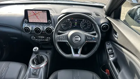 NISSAN JUKE 1.0 DiG-T 114 Tekna