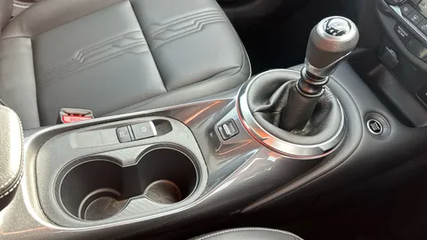 NISSAN JUKE 1.0 DiG-T 114 Tekna