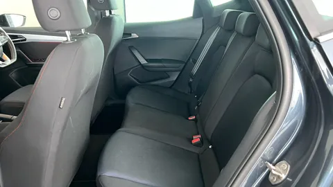 SEAT ARONA 1.0 TSI 110 FR