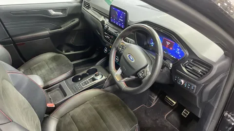 FORD KUGA 2.5 PHEV ST-Line X Edition CVT