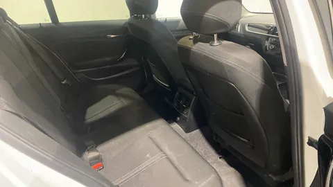 BMW 1 SERIES 118i [1.5] Sport [Nav/Servotronic]