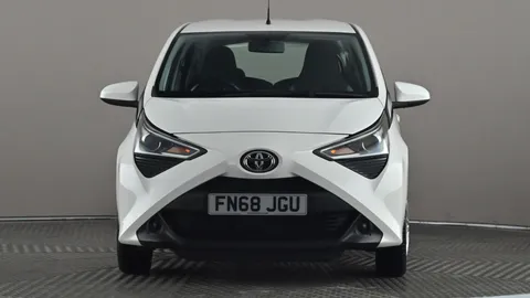 TOYOTA AYGO 1.0 VVT-i X-Play