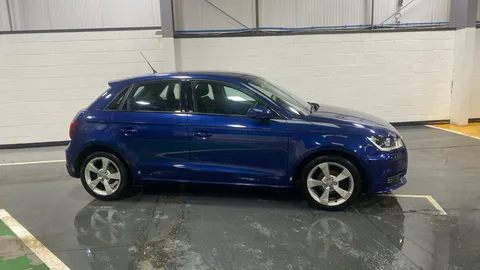 AUDI A1 1.0 TFSI Sport