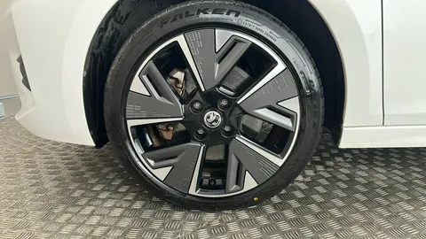 VAUXHALL CORSA 100kW SRi Nav Premium 50kWh Auto [7.4kWCh]