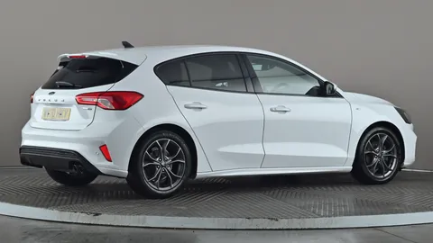 FORD FOCUS 1.0 EcoBoost Hybrid mHEV 125 ST-Line Edition