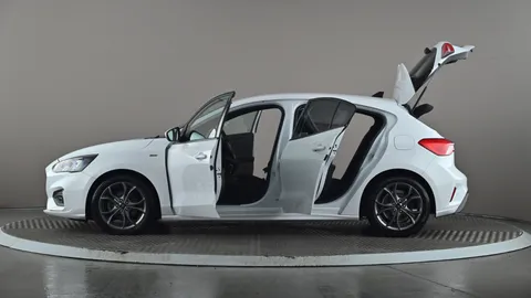 FORD FOCUS 1.0 EcoBoost Hybrid mHEV 125 ST-Line Edition