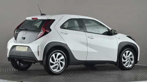 TOYOTA AYGO X 1.0 VVT-i Pure