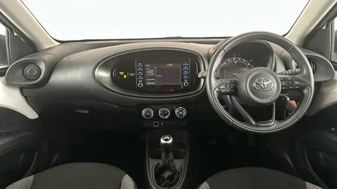 TOYOTA AYGO X 1.0 VVT-i Pure